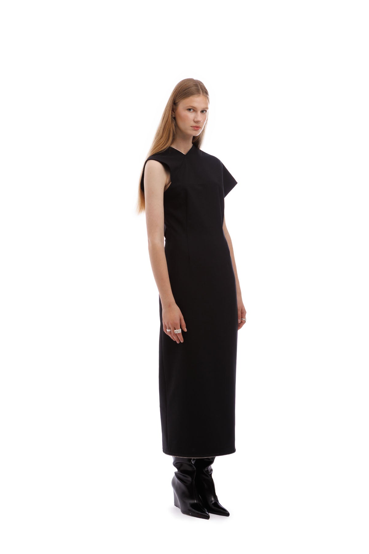 A606 black structured top with round neckline architectural silhouette front view